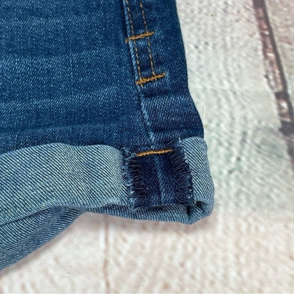 Celebrity Pink Shorts Women's Size 0/24 Denim Cuffed Blue Cut Off Low Rise - Picture 6 of 10